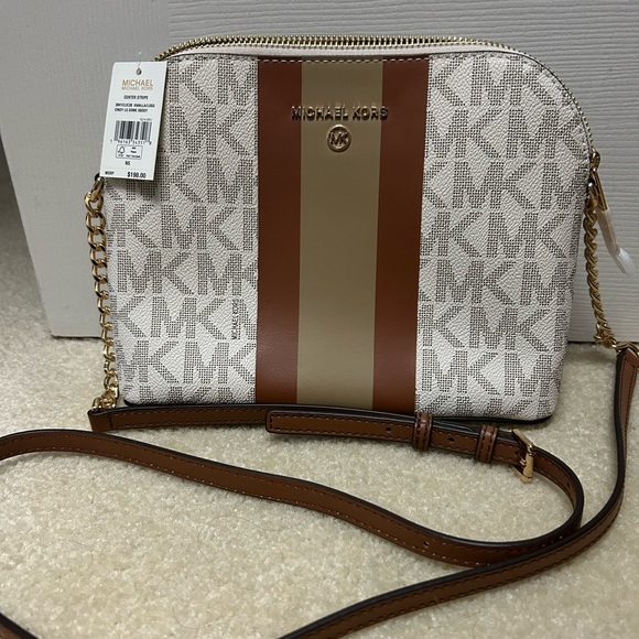 Bags Nwt Michael Kors Cindy Large Dome Crossbody Poshmark